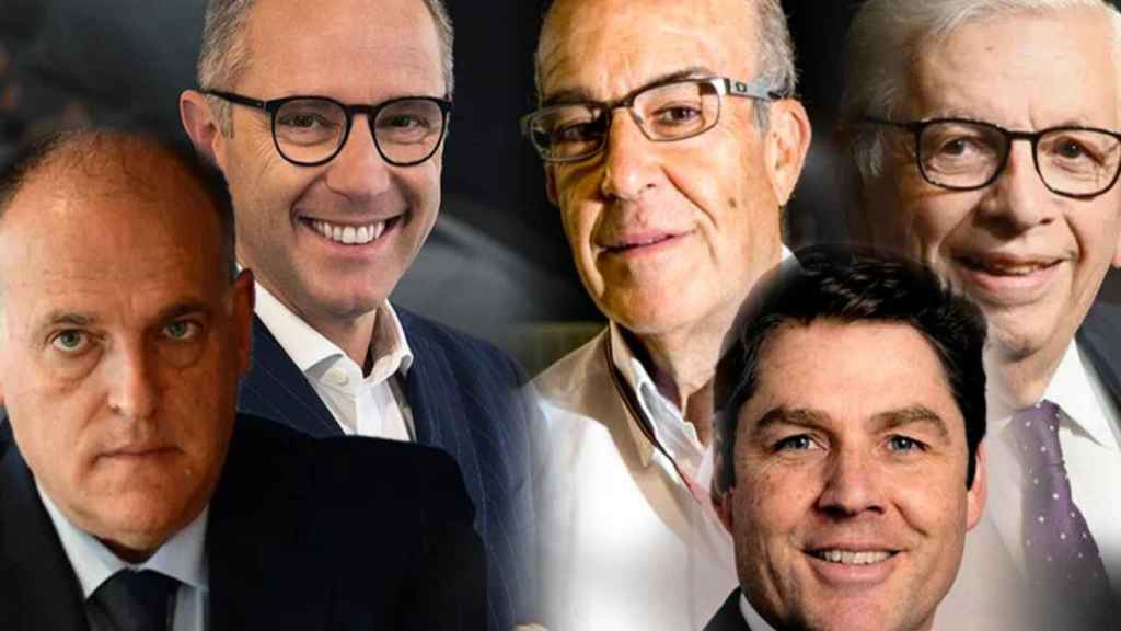 De izquierda a derecha: Javier Tebas (la Liga), Stefano Domenicali (F1), Carmelo Ezpeleta (MotoGP), Richard Masters (Premier League) y David Stern (NBA)