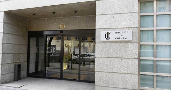 Entrada del Tribunal de Cuentas, que investigará si hubo desvío de fondos públicos para organizar el 1-O