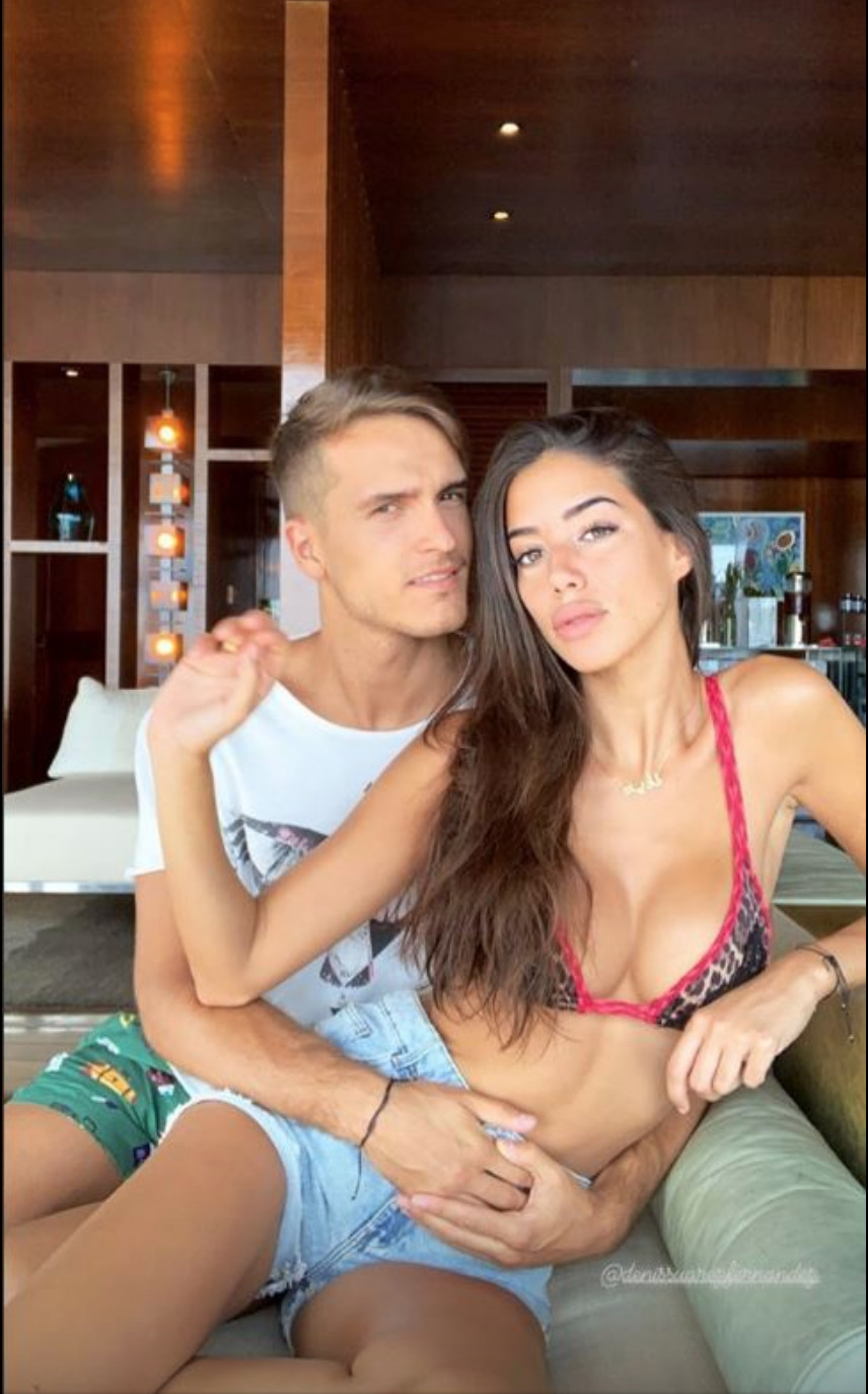 Nadia Avilés y Denis Suárez fardan de amor en las Seychelles