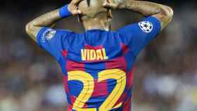 Una foto de Arturo Vidal durante un partido con el Barça / FCB