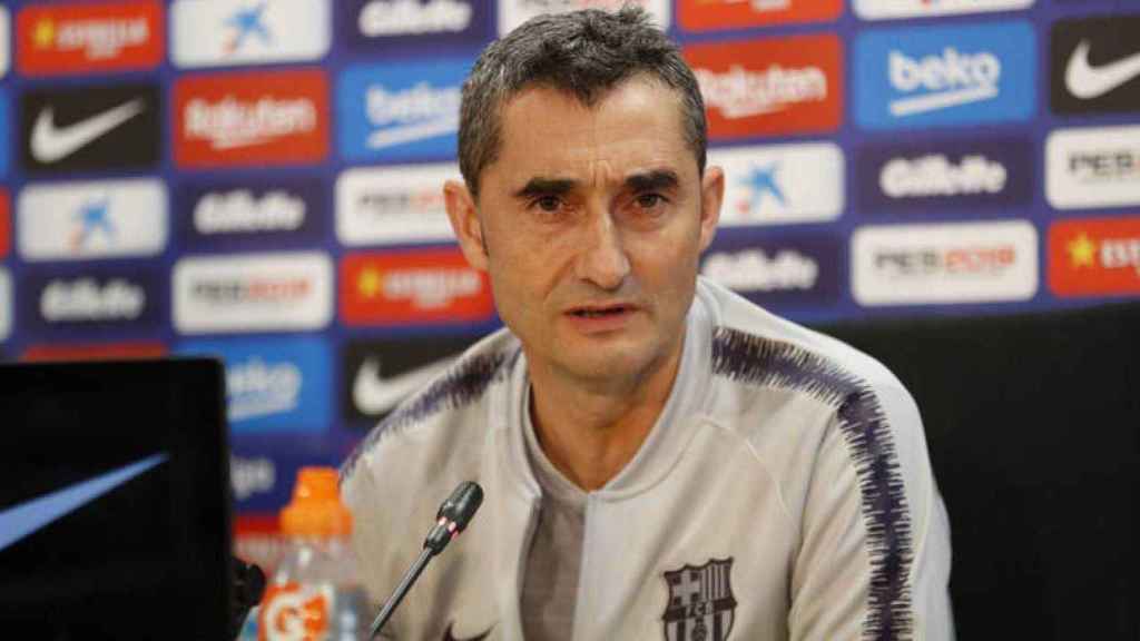 Ernesto Valverde en rueda de prensa/ FCB