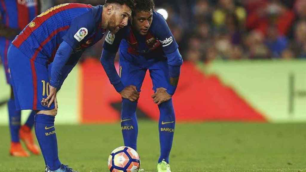 Una foto de archivo de Leo Messi y Neymar en el Barça / EFE