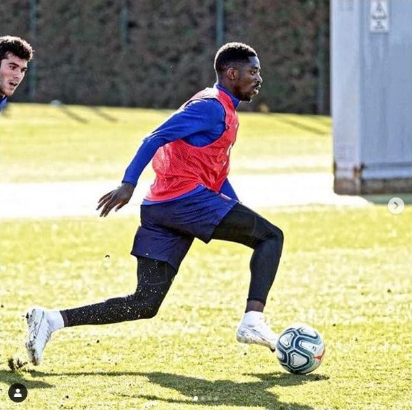 Dembelé durante un entrenamiento con el Barça/ Twitter