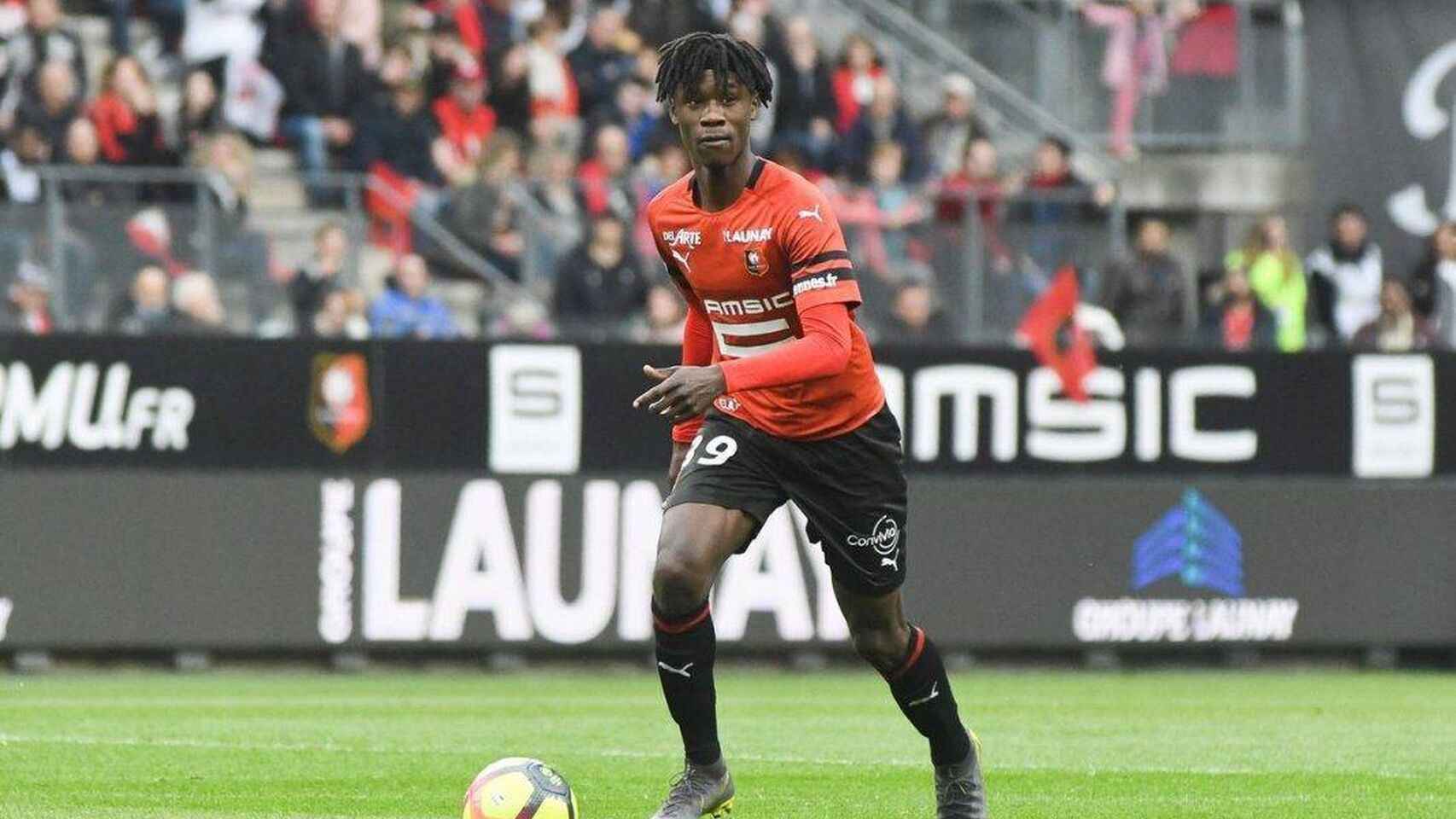 Camavinga, en un partido con el Rennes / EFE