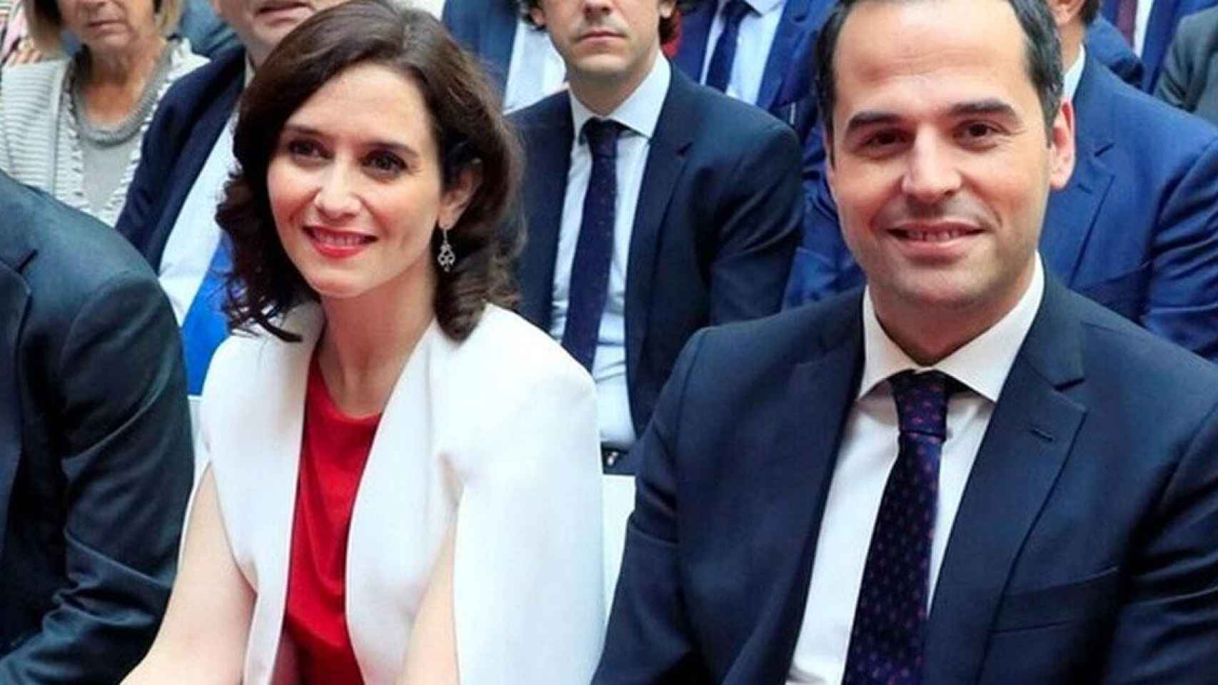 Isabel Díaz Ayuso (PP), presidenta de la Comunidad de Madrid, e Ignacio Aguado (Cs), vicepresidente / EE