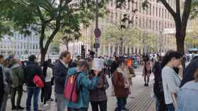 Manifestantes independentistas ante la Ciudad de la Justicia de Barcelona / EUROPA PRESS