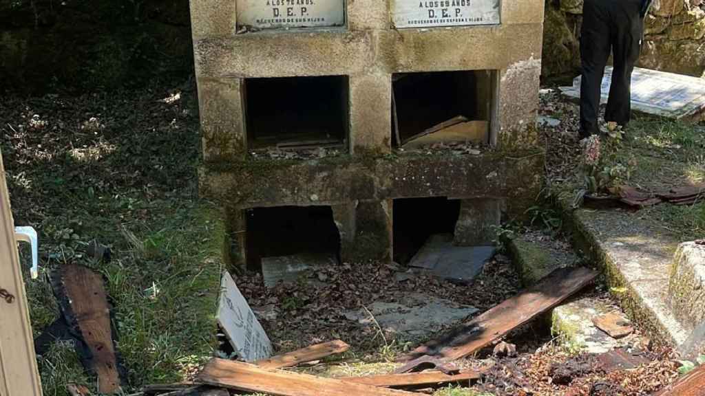 Varias tumbas profanadas en un cementerio de Lugo / EUROPA PRESS