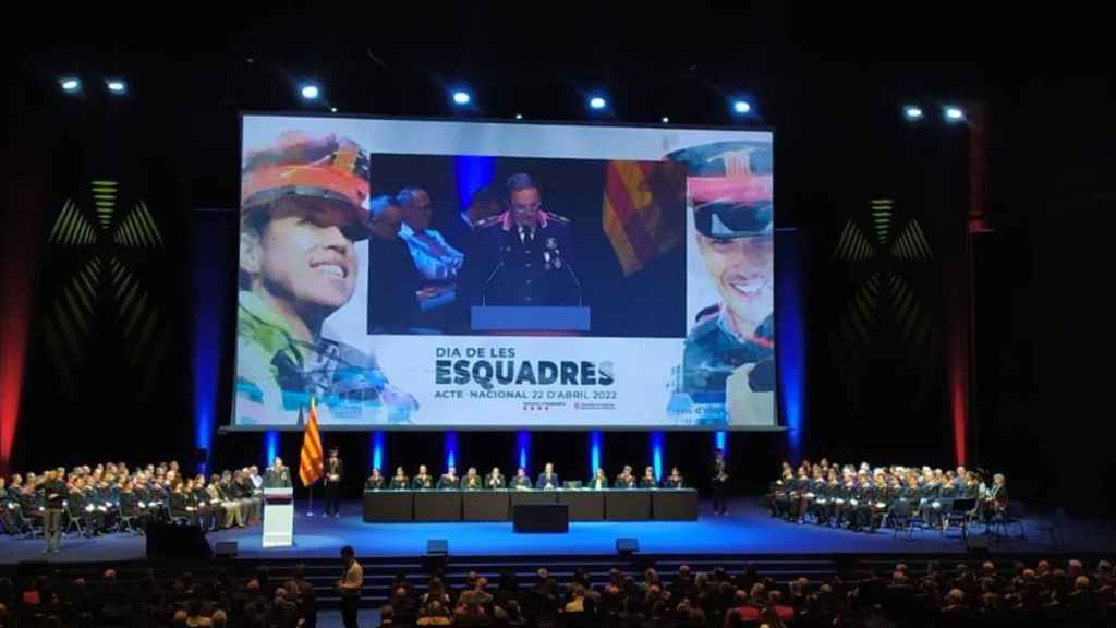 El comisario jefe de Mossos, Josep Maria Estela, interviene en la celebración del Dia de les Esquadres / EUROPA PRESS