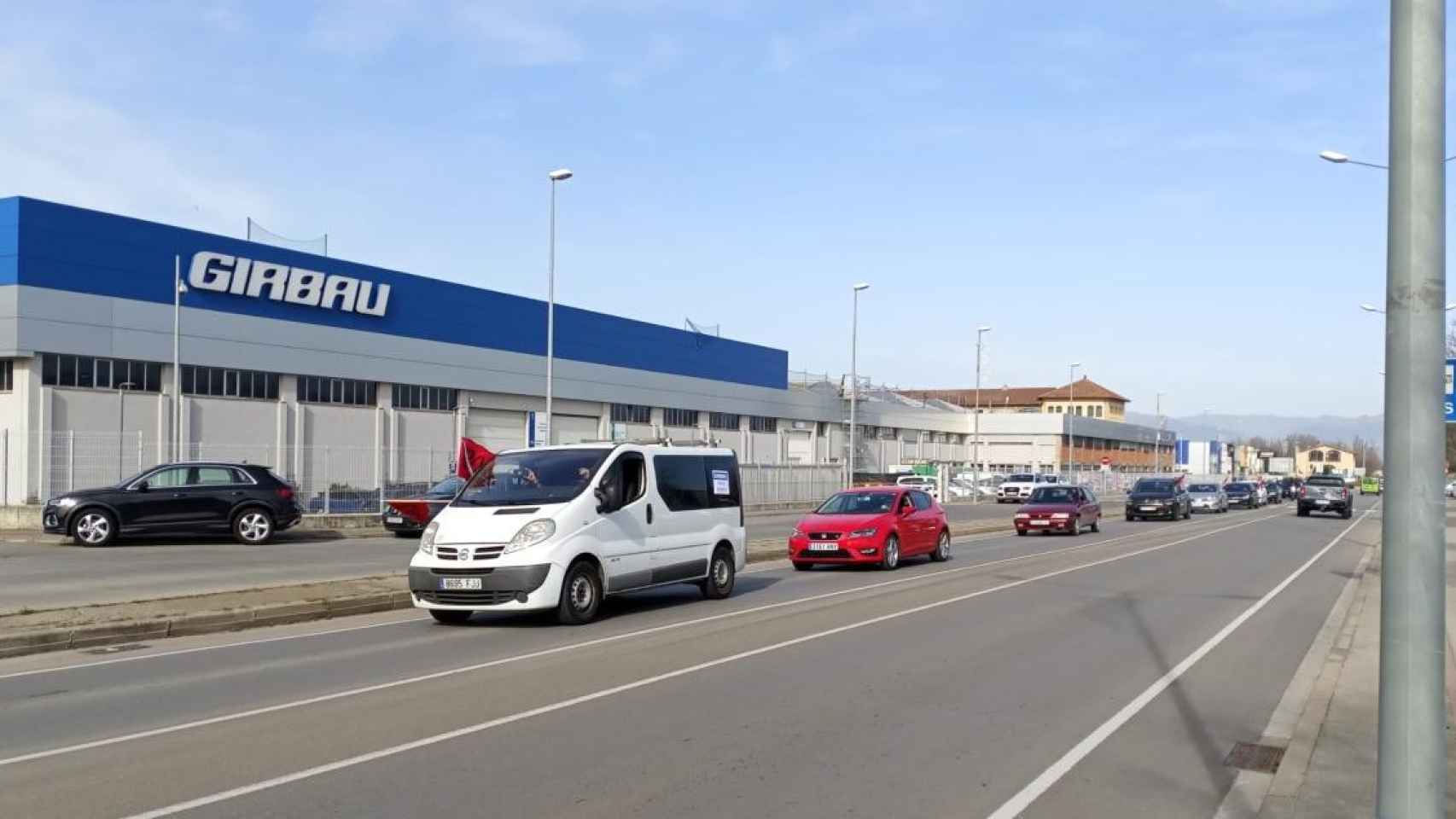 Marcha de vehículos contra el ERE en Girbau / CCOO