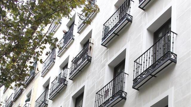 La recuperación de la construcción, el crecimiento del número de hipotecas y el abaratamiento de su precio son paralelos.