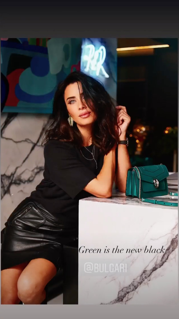 pilar rubio presenta el nuevo bolso de Bvlgari