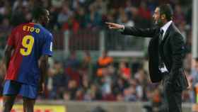 Una foto de Eto'o y Pep Guardiola durante un partido del Barça / Twitter