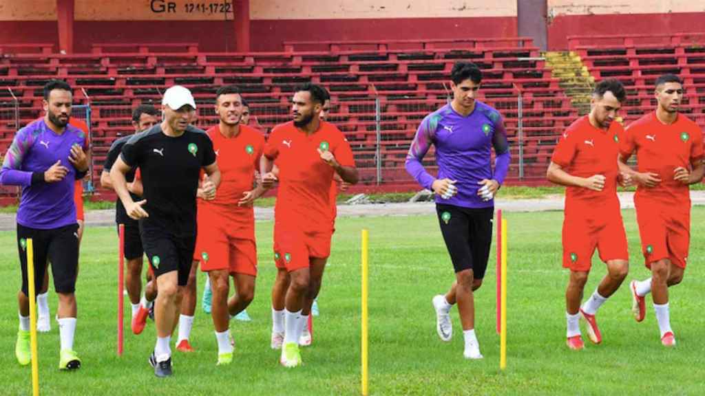 Yassine Bounou, entrenando junto al resto de sus compañeros en Marruecos / REDES