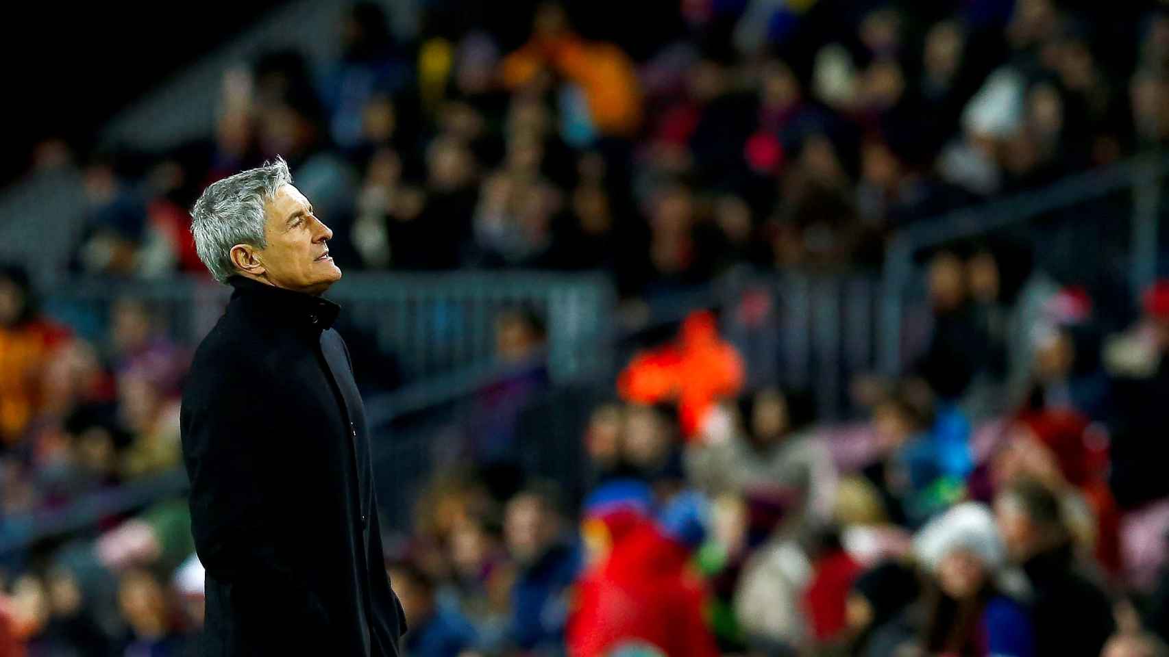 Quique Setién. durante el partido del Barça contra el Granada / EFE