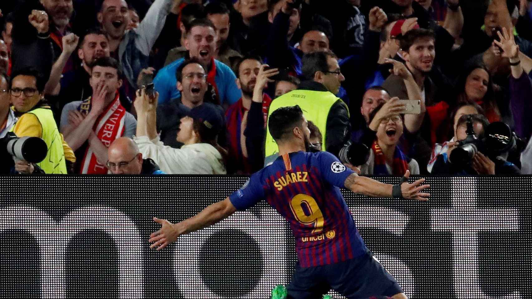 Luis Suárez celebra su gol ante el Liverpool / EFE