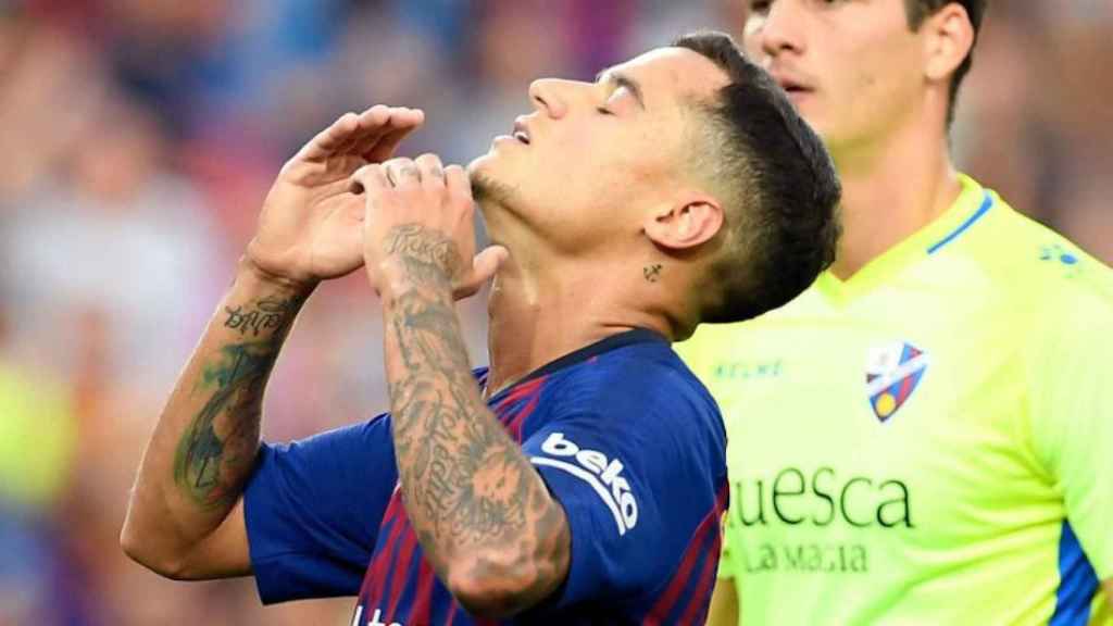 Una foto de Philippe Coutinho lamentándose de una ocasión / EFE