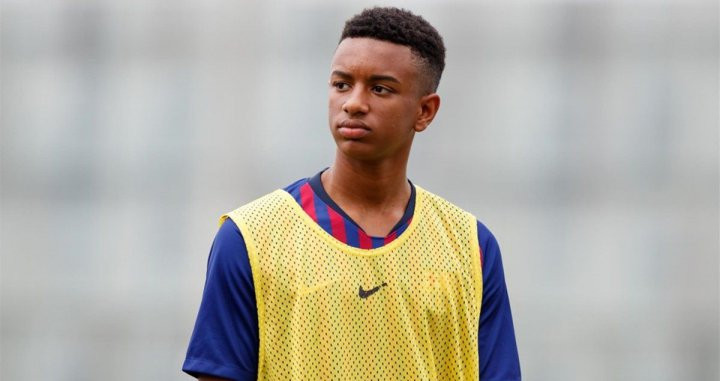 Alejandro Baldé en un entrenamiento del Barça B / Redes