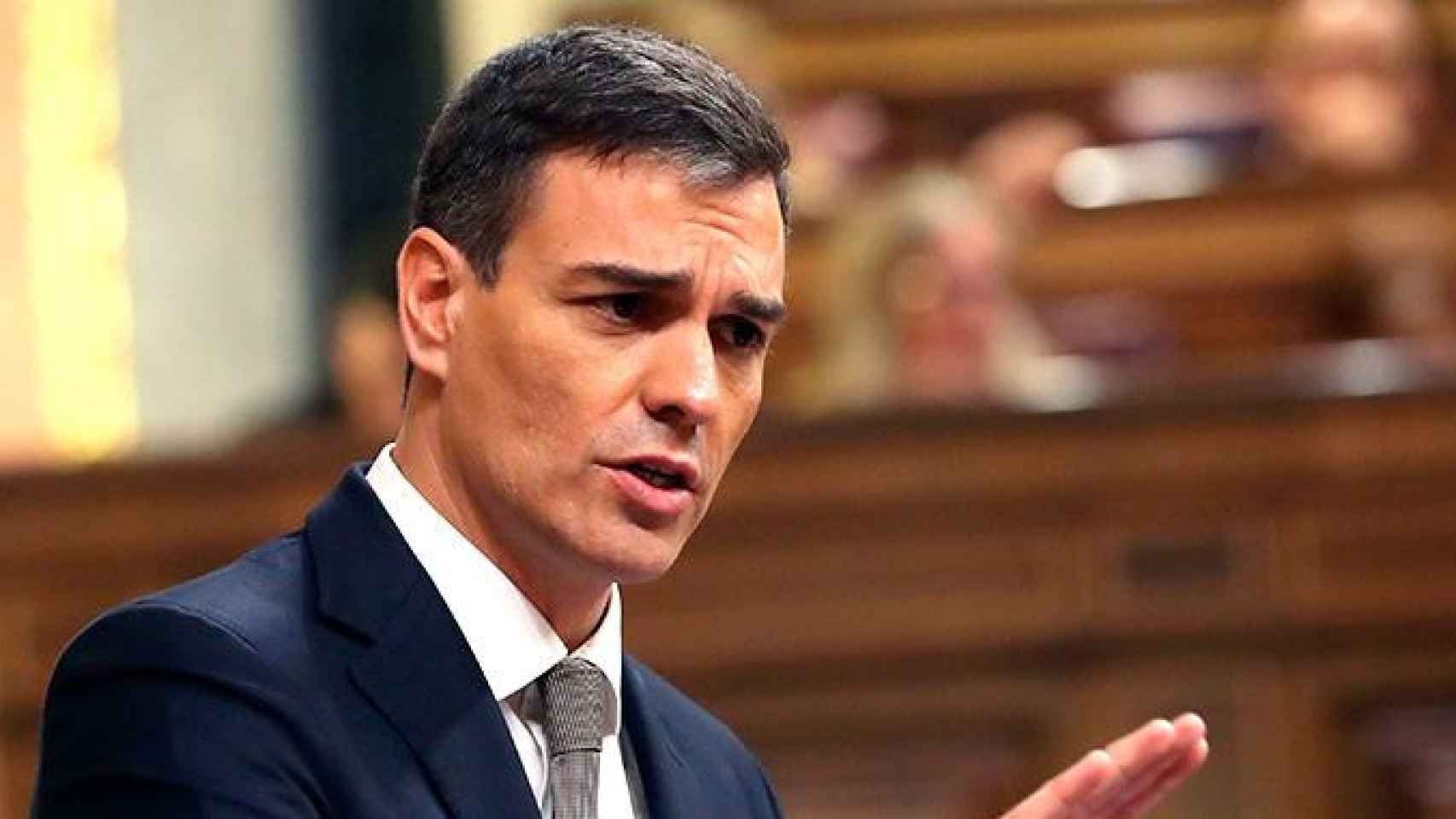 El Secretario General del PSOE Pedro Sánchez, ahora presidente del Gobierno, ha anunciado que mantendrá la intervención de las cuentas catalanas / EFE