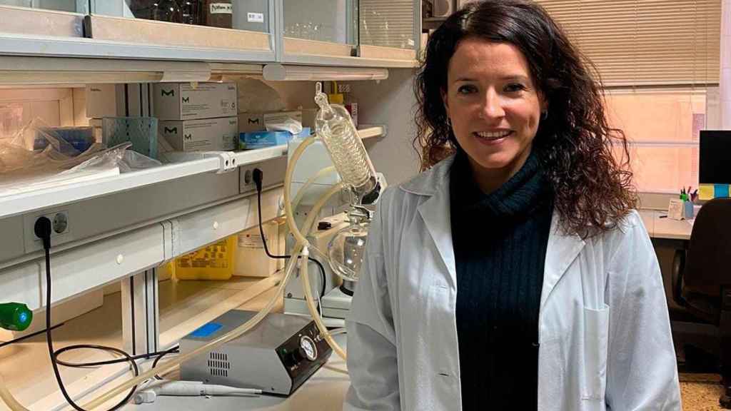 Montse Marquès, investigadora de la Universidad Rovira i Virgili (URV) y primera autora del estudio que ha demostrado que la contaminación del aire aumenta la gravedad y mortalidad por Covid / URV