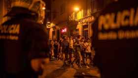 Agentes de la Guardia Urbana de Barcelona en las Fiestas de Gracia / EP