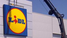 Cartel de un supermercado Lidl