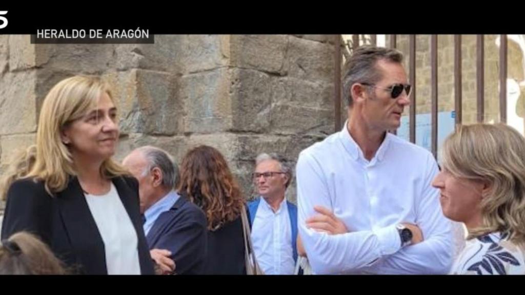 La infanta Cristina e Iñaki Urdangarin en un funeral en Jaca (Huesca) / MEDIASET