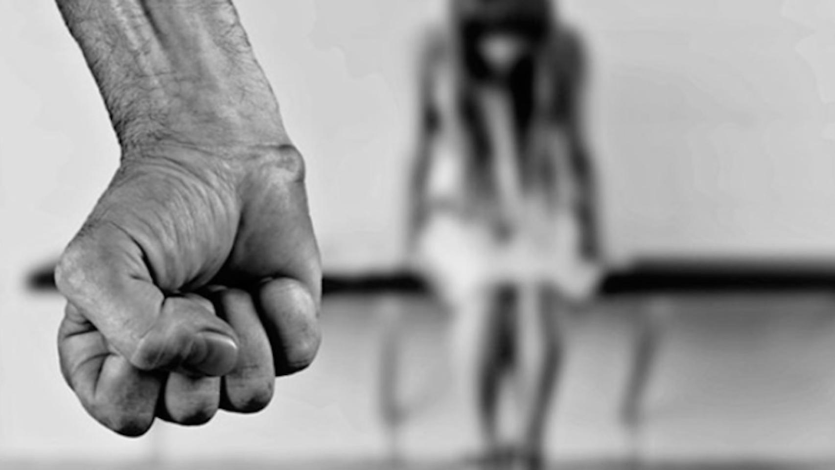 Fotomontaje de una agresión sexual / CG