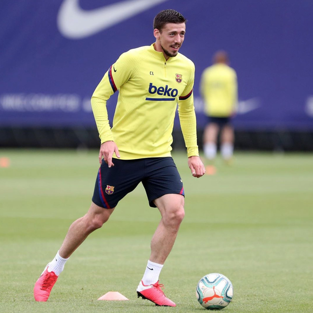 Lenglet en el primer día de entrenamientos