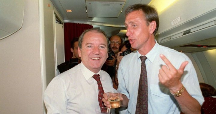 José Luis Núñez y Johan Cruyff celebran la conquista de la primera Copa de Europa / EFE