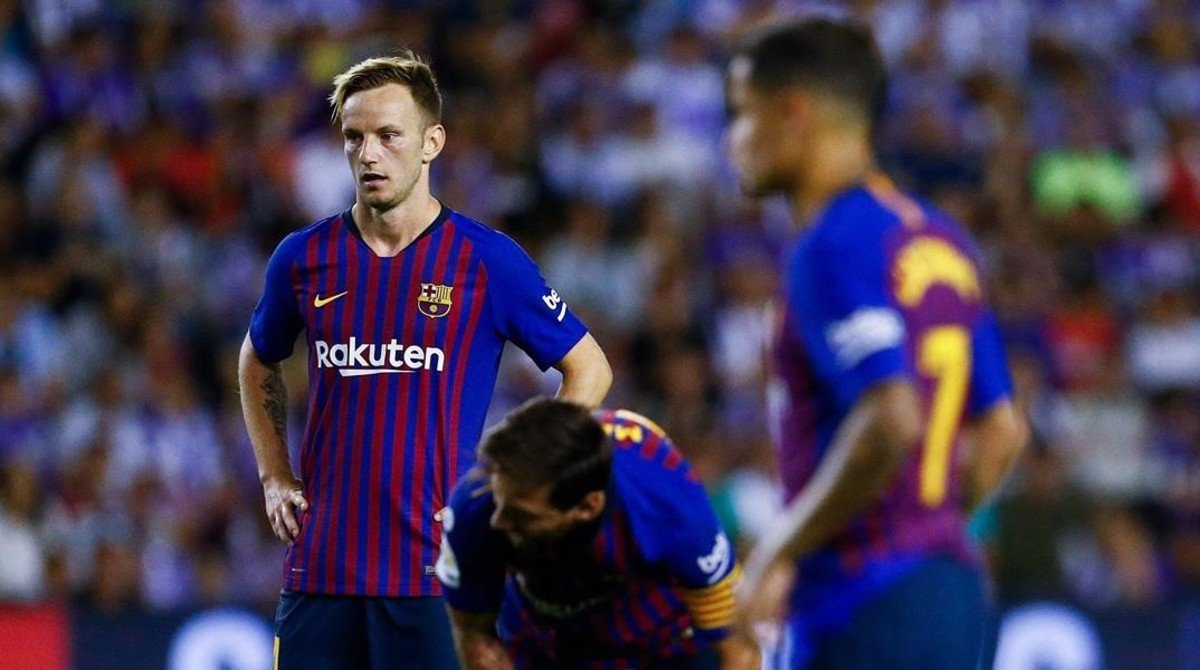 Una foto de Ivan Rakitic, Leo Messi y Philippe Coutinho durante un partido del Barça / Twitter