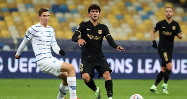 Carles Aleñá contra el Dinamo de Kiev / FC Barcelona