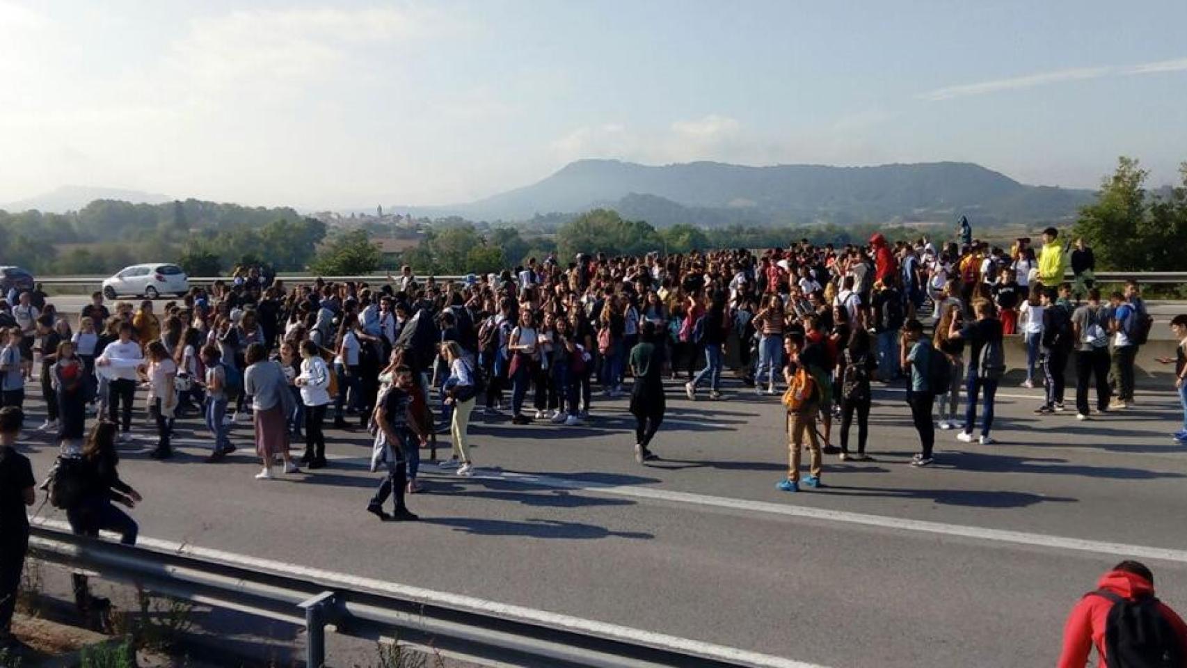 La C-17, en Vic, cortada tras la sentencia del 'procés' / TWITTER