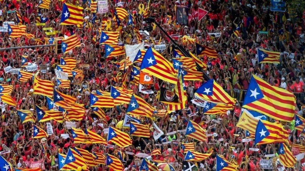 Manifestación independentista con motivo de la Diada del 11 de septiembre / EFE