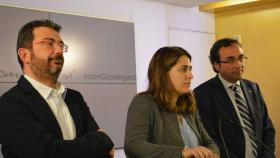 Francesc Sánchez, Marta Pascal y Josep Rull, de izquierda a derecha, en la sede de Convergència.