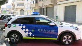 Un coche de policía en Sant Joan de Vilatorrada, Bages, donde se celebró la fiesta ilegal / AJUNTAMENT