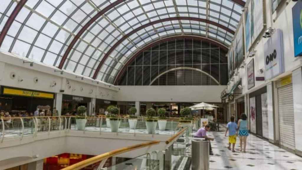 El interior del centro comercial Diagonal Mar, en una imagen de archivo / EFE