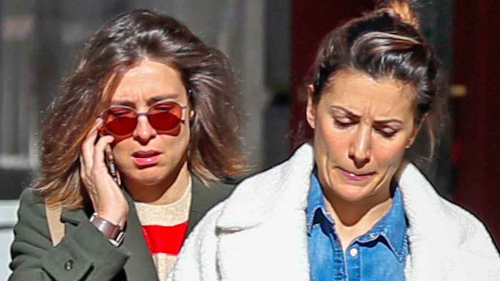 Sandra Barneda y Nagore Robles celebran juntas el día de Sant Jordi / AGENCIAS