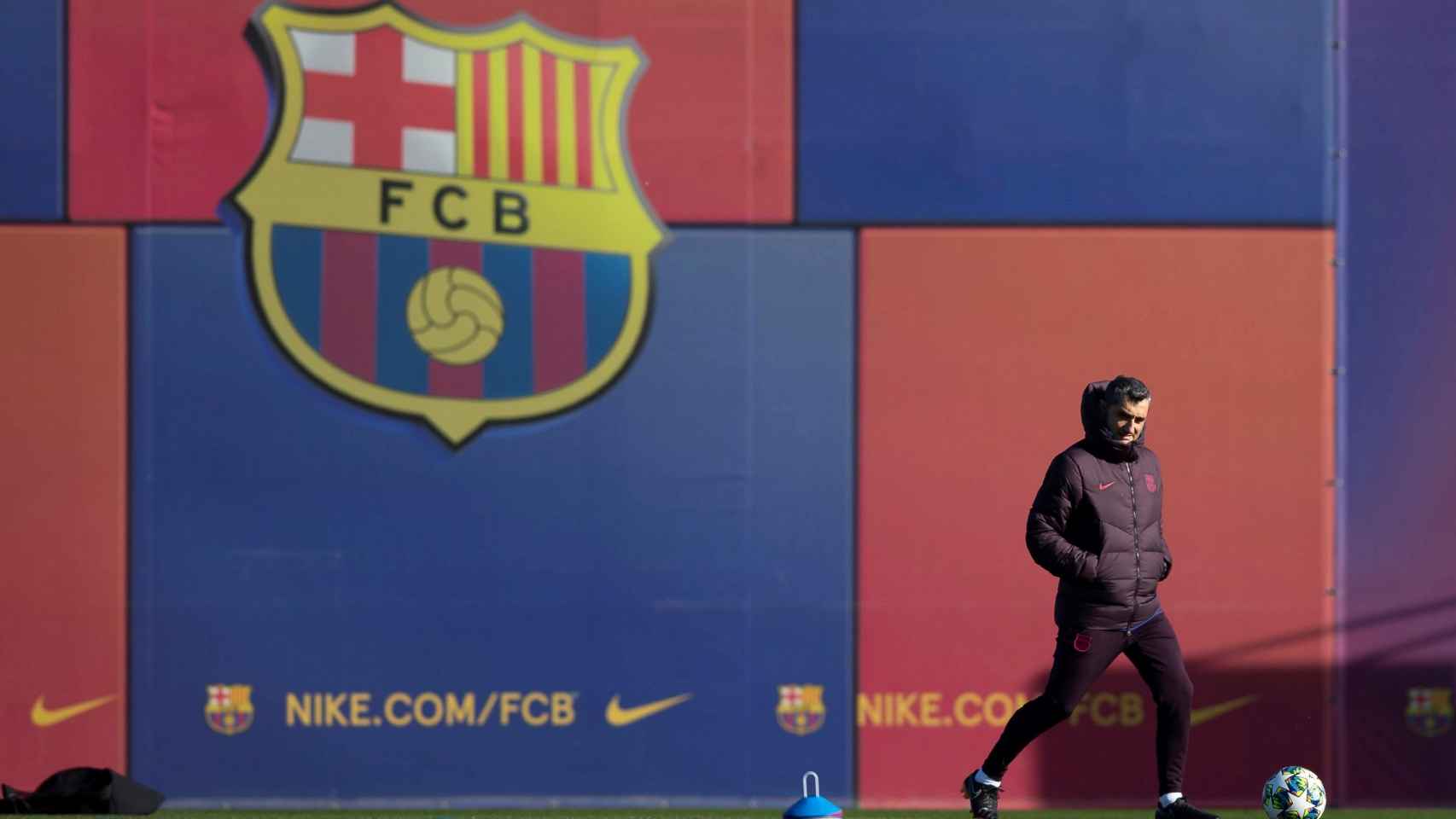 Valverde en un entrenamiento del Barça / EFE