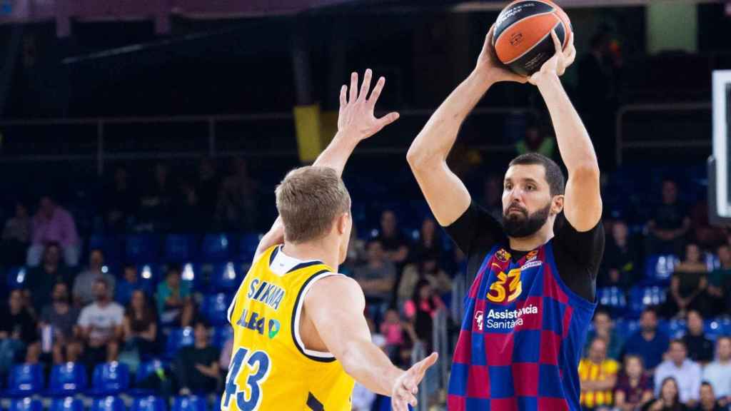 Nikola Mirotic en el duelo contra el Alba Berlín / @FCBbasket