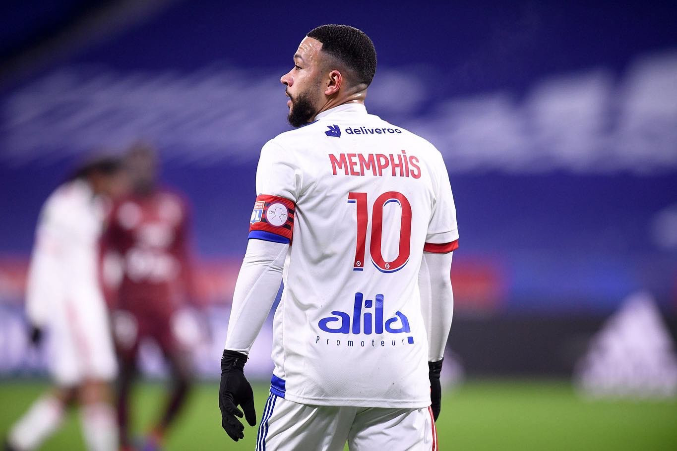 Depay durante su etapa en el Olympique de Lyon / OL