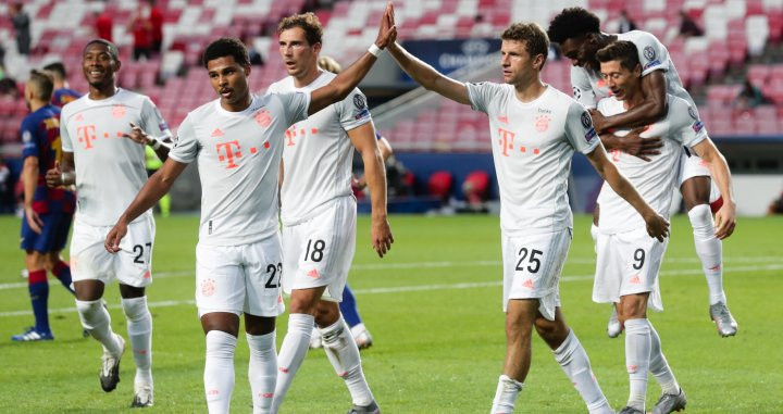 Los jugadores del Bayern celebrando un gol contra el Barça / EFE