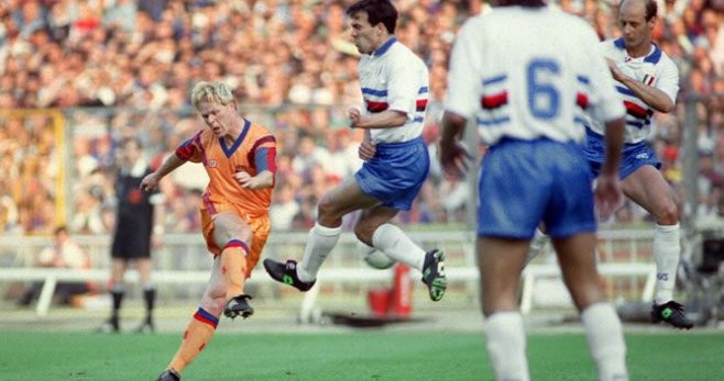 Ronald Koeman durante el partido Barça-Sampdoria disputado en Wembley / EFE