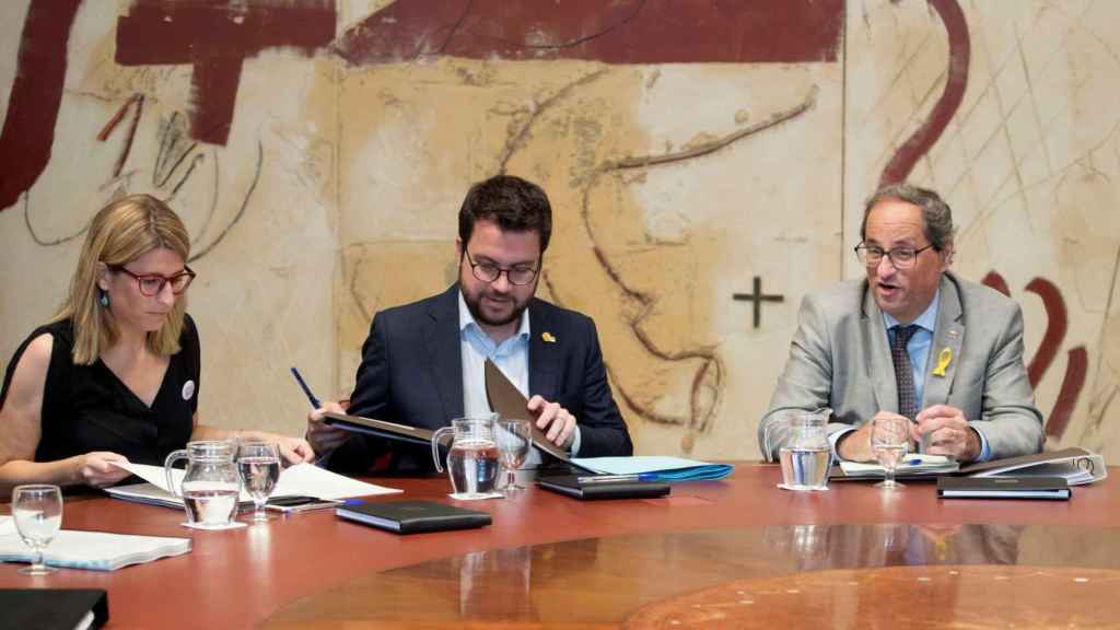 Elsa Artadi, Pere Aragonès y Quim Torra, durante la reunión semanal del Govern / EFE