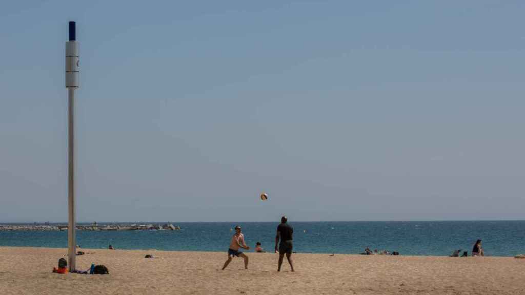 Imagen de la playa de Bogatell, en el litoral de Barcelona / EP