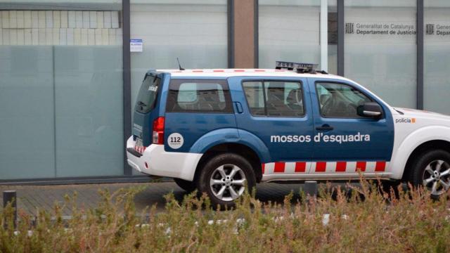 Imagen de un vehículo de los Mossos d'Esquadra en una operación anterior / EP