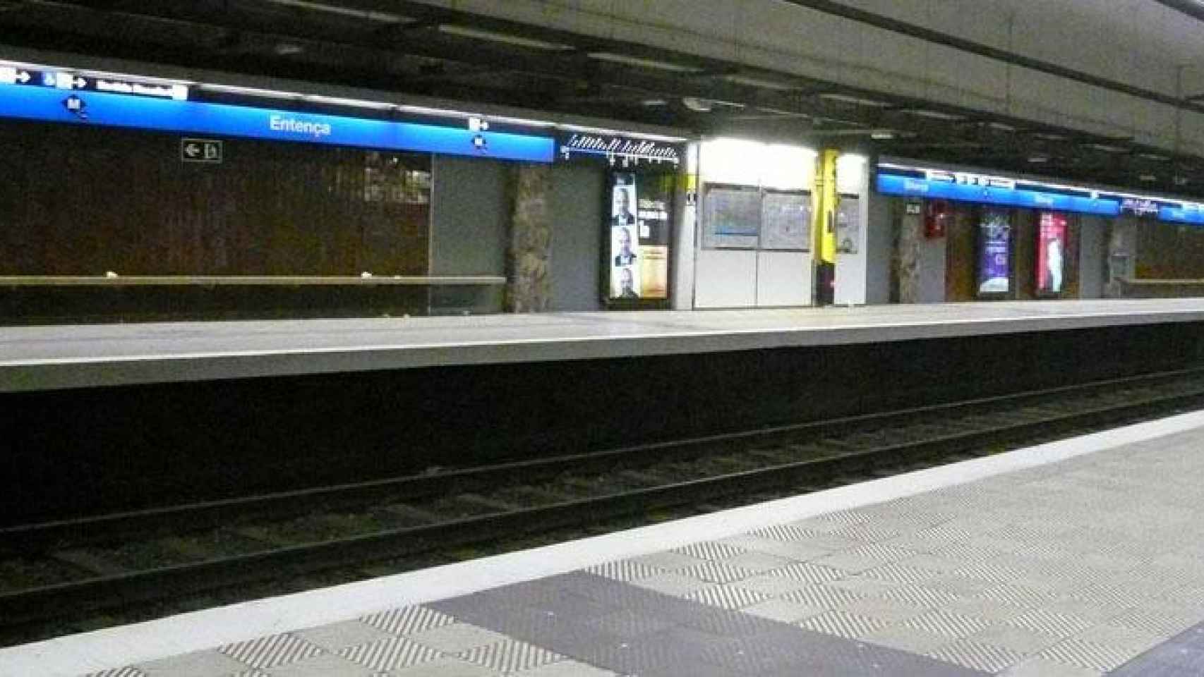 La estación de metro de Entença, donde se produjo la agresión / WIKIPEDIA