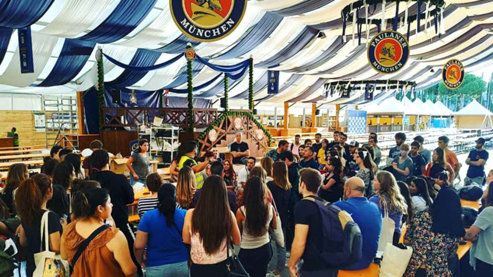 Preparación del Oktoberfest de este año en Barcelona / FACEBOOK