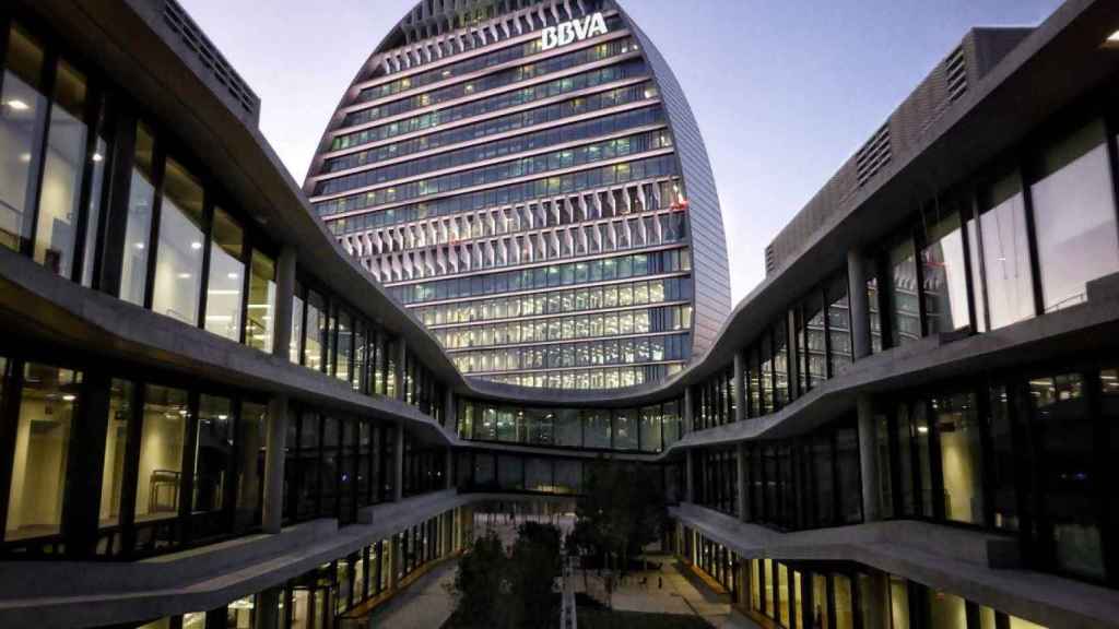 La Ciudad BBVA, sede corporativa del Grupo Banco Bilbao Vizcaya Argentaria en España / BBVA