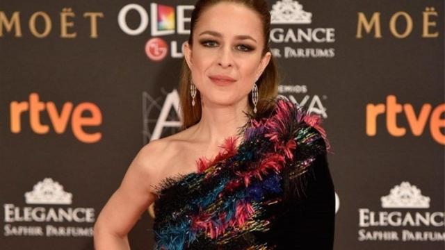Silvia Abascal presenta a su hija