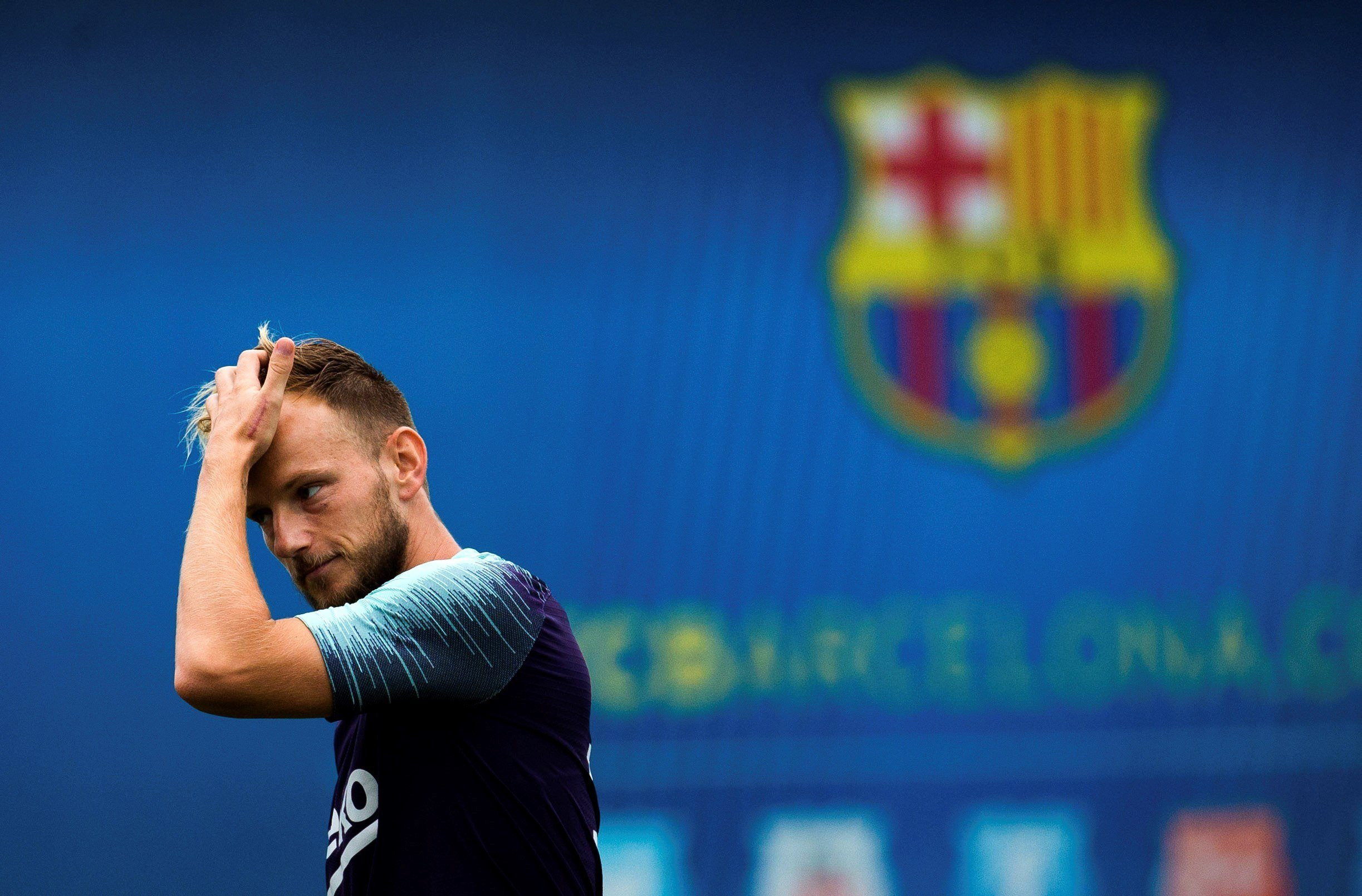 Ivan Rakitic en un entrenamiento del Barça / EFE